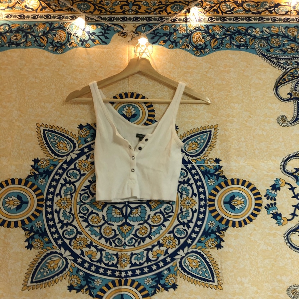 Ribbed Cropped Top with Buttons! 💖